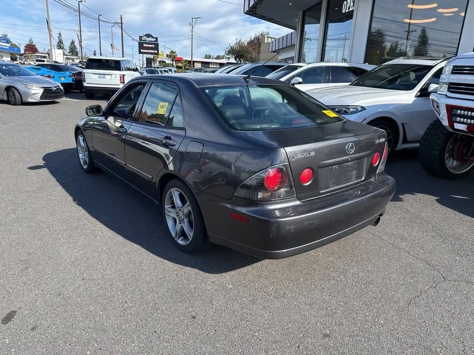 2002 Lexus IS 1st Gen - Image 2 of 12