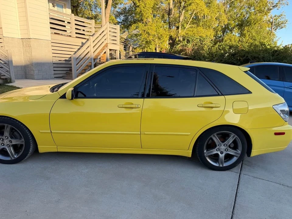 2002 Lexus IS 1st Gen - Image 6 of 17
