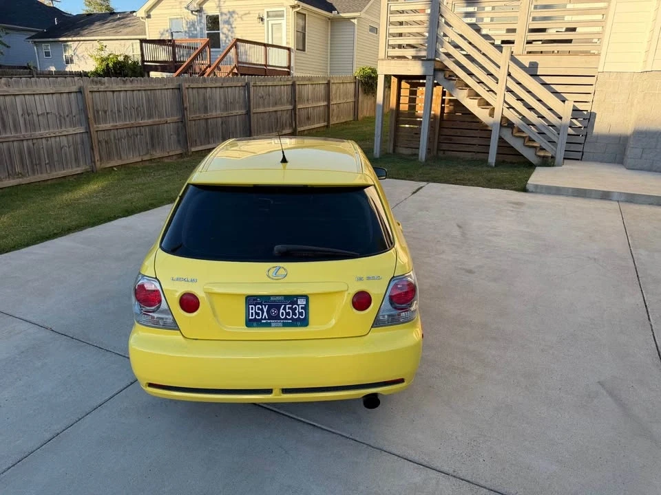 2002 Lexus IS 1st Gen - Image 5 of 17