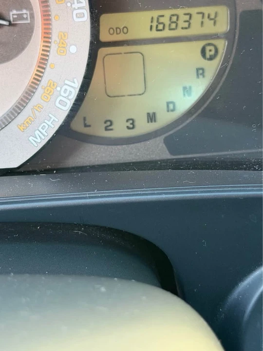 2002 Lexus IS 1st Gen - Image 10 of 17