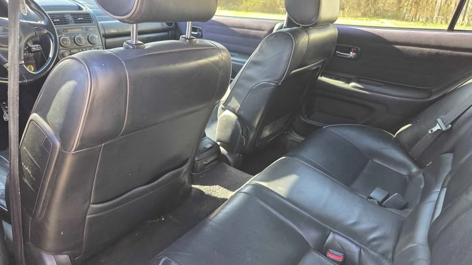 2002 Lexus IS 1st Gen - Image 5 of 9