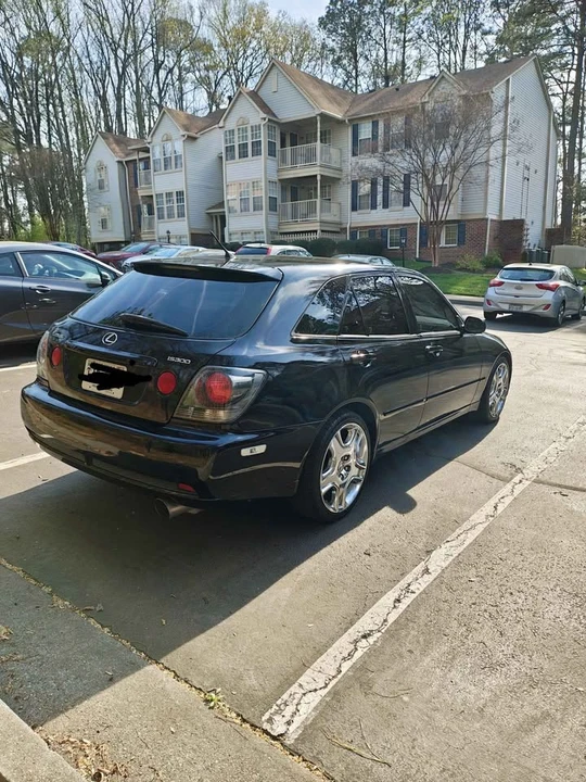 2002 Lexus IS 1st Gen - Image 3 of 9