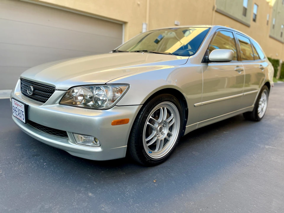 2002 Lexus IS 1st Gen - Image 8 of 31