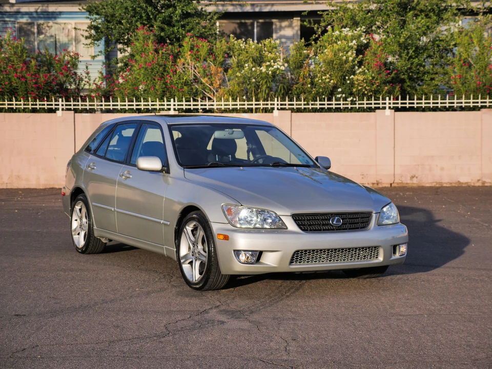 2002 Lexus IS 1st Gen - Image 31 of 31