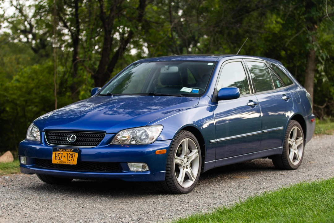 2002 Lexus IS 1st Gen - Image 6 of 31