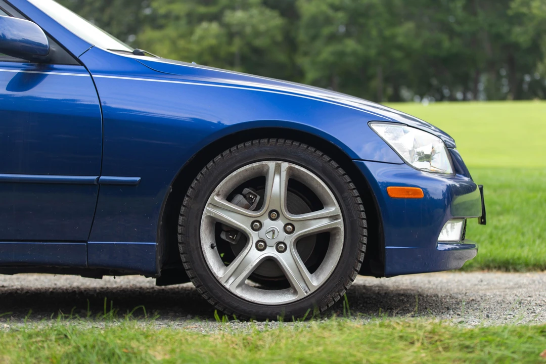 2002 Lexus IS 1st Gen - Image 29 of 31