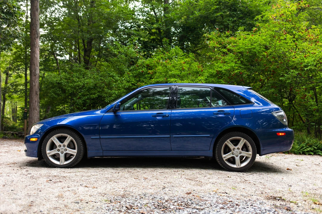 2002 Lexus IS 1st Gen - Image 8 of 31