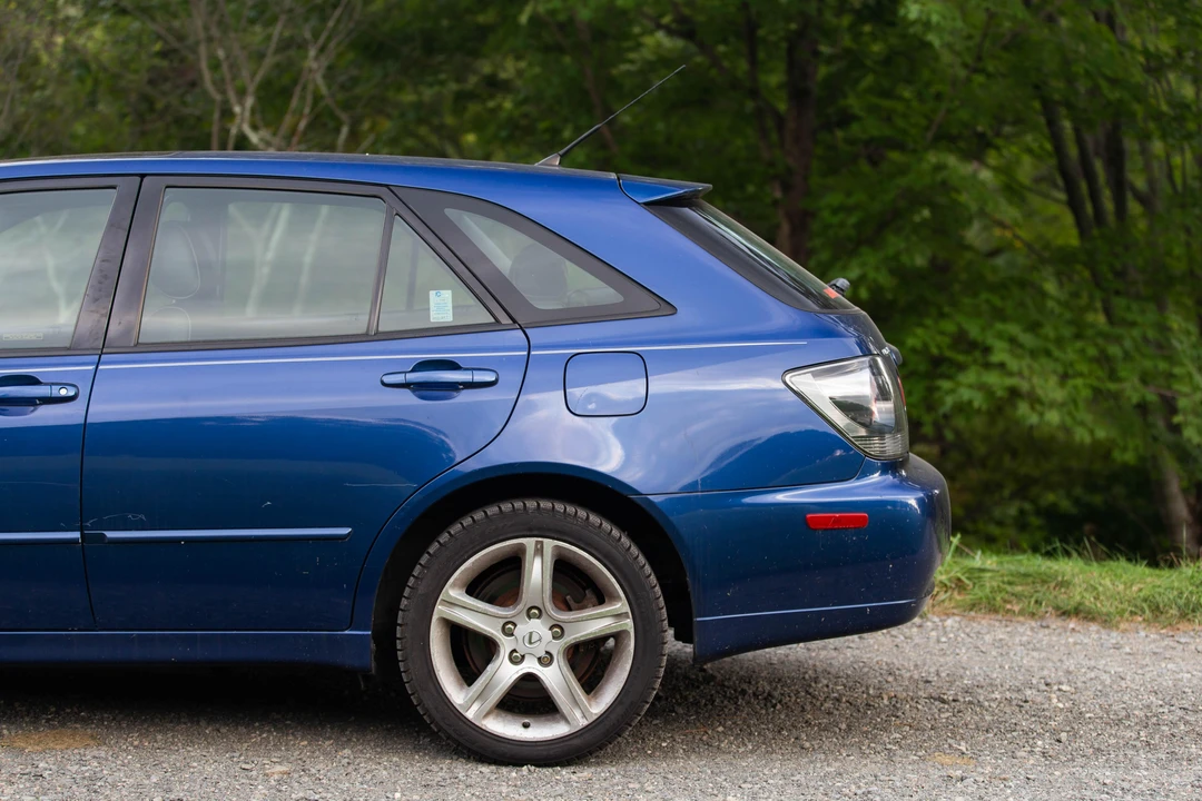 2002 Lexus IS 1st Gen - Image 20 of 31