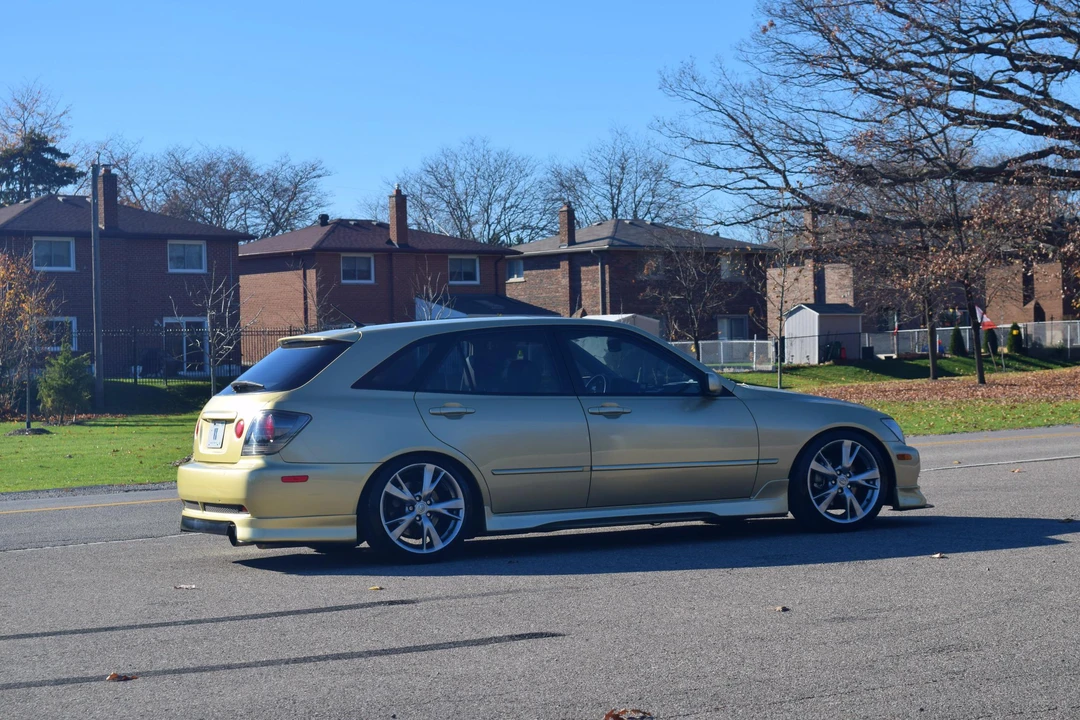 2002 Lexus IS 1st Gen - Image 8 of 9