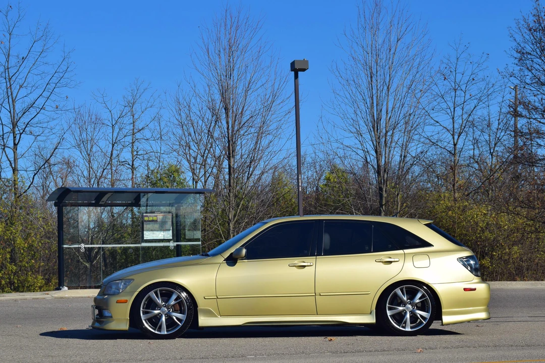 2002 Lexus IS 1st Gen - Image 7 of 9