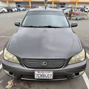 2002 Lexus IS 300 F SPORT Design