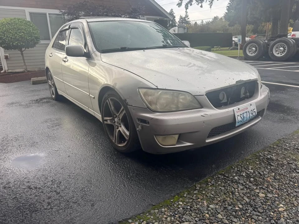 2002 Lexus IS 1st Gen - Image 3 of 6