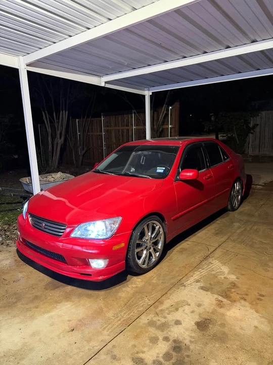 2002 Lexus IS 1st Gen - Image 3 of 10