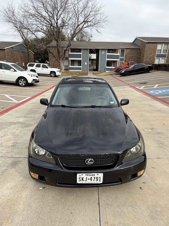 2002 Lexus IS 1st Gen - Image 5 of 13