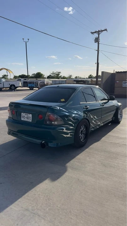 2002 Lexus IS 1st Gen - Image 9 of 10