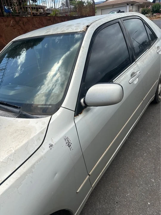 2002 Lexus IS 1st Gen - Image 2 of 3