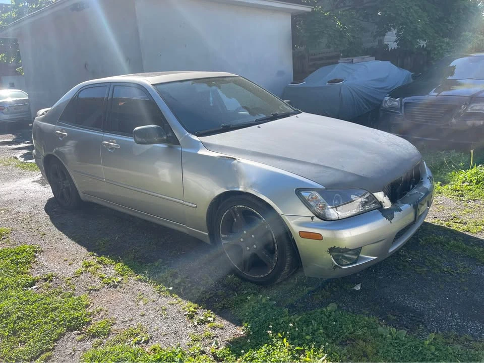 2002 Lexus IS 1st Gen - Image 4 of 7