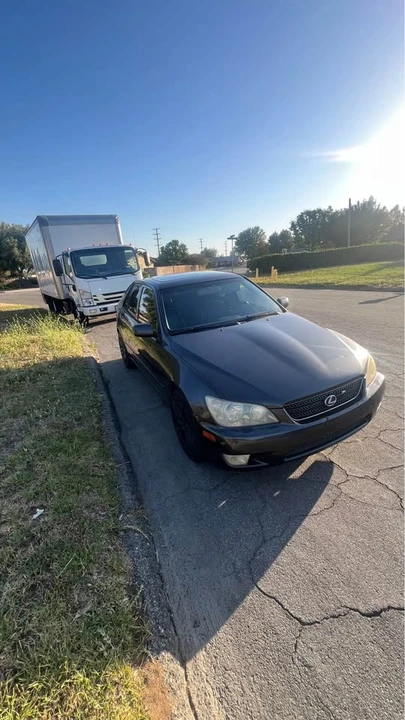 2002 Lexus IS 1st Gen - Image 3 of 7