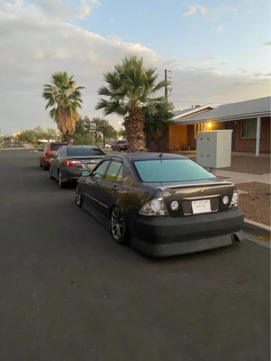 2002 Lexus IS 1st Gen - Image 5 of 11