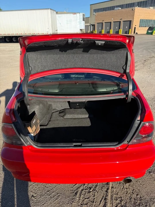 2002 Lexus IS 1st Gen - Image 13 of 15