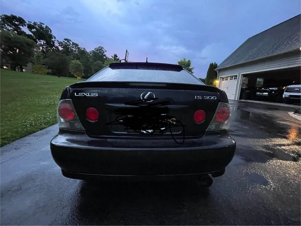 2002 Lexus IS 1st Gen - Image 19 of 21