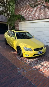 2002 Lexus IS 300 Sedan 4D