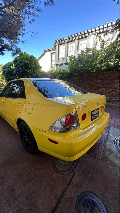 2002 Lexus IS 1st Gen - Image 7 of 15