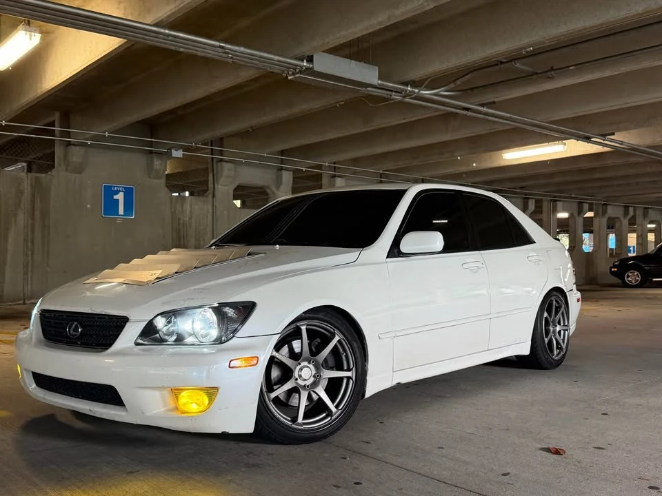 2002 Lexus IS 1st Gen - Image 2 of 20
