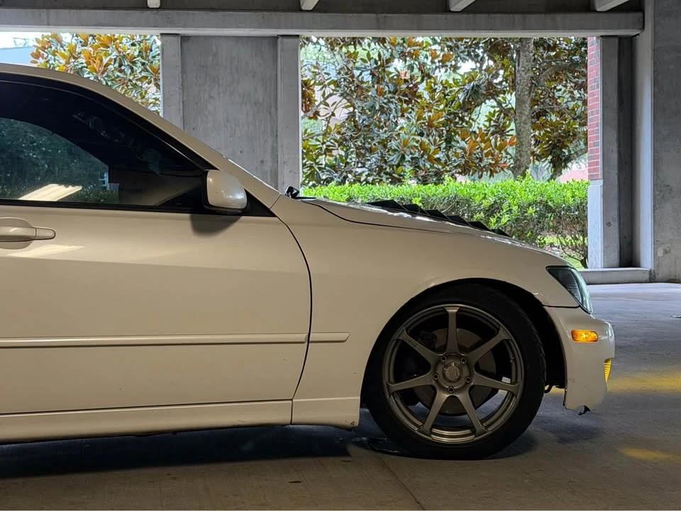 2002 Lexus IS 1st Gen - Image 13 of 20