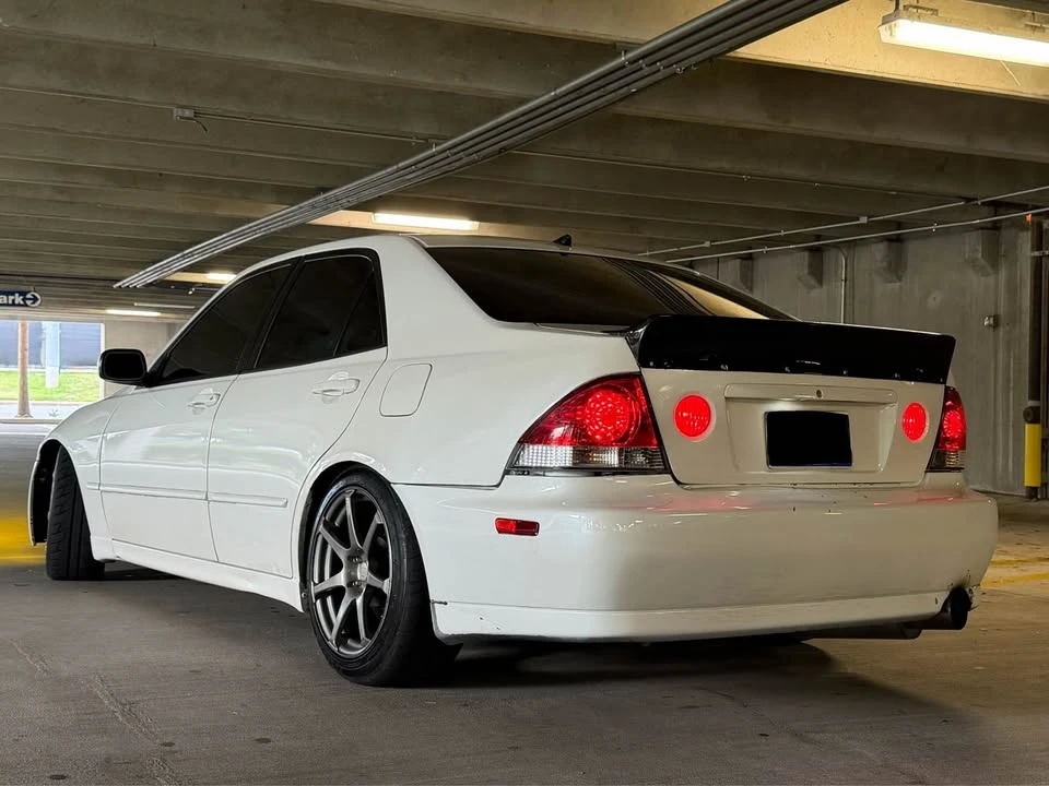 2002 Lexus IS 1st Gen - Image 7 of 20
