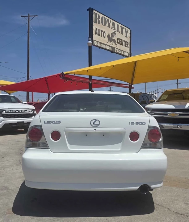 2002 Lexus IS 1st Gen - Image 8 of 16