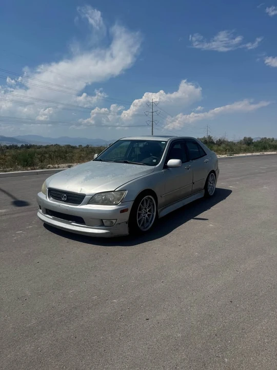 2002 Lexus IS 1st Gen - Image 6 of 9