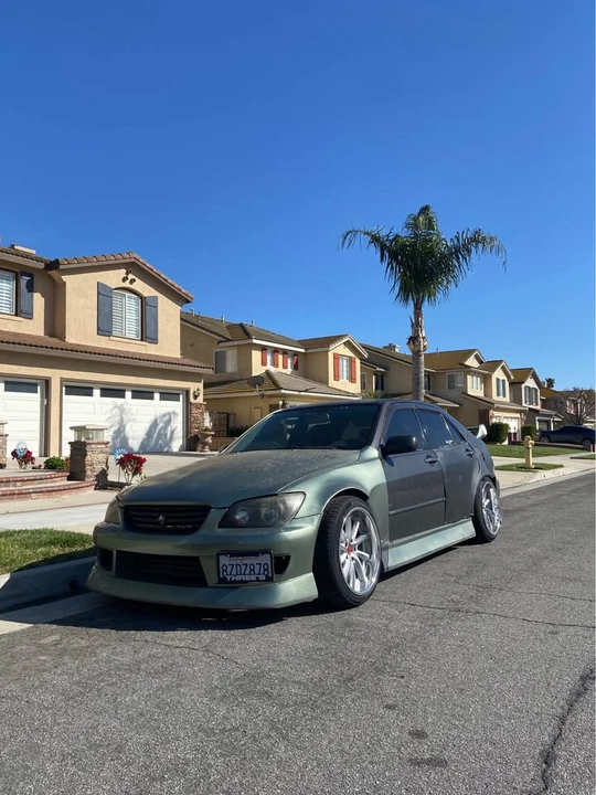 2002 Lexus IS 1st Gen - Image 4 of 18
