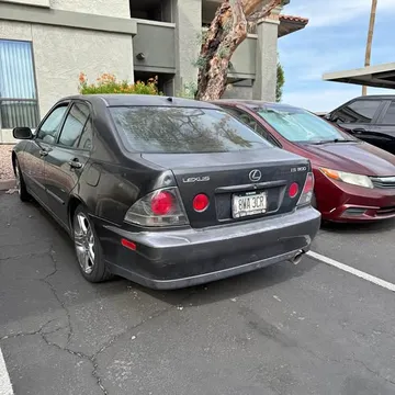 2002 Lexus IS 300 Sedan 4D
