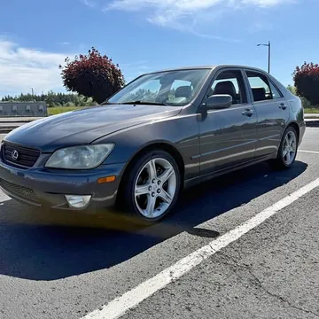 2002 Lexus IS 300 Sedan