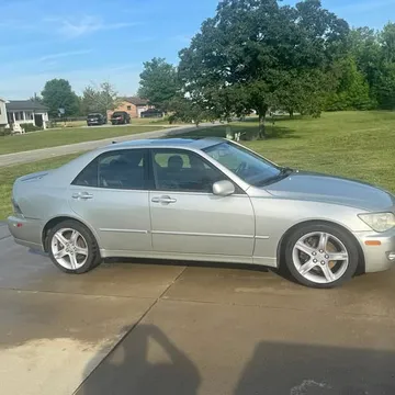 2002 Lexus IS 300