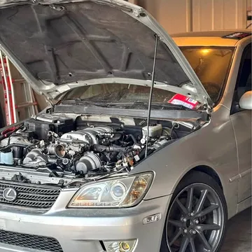 2002 Lexus IS 300 Sedan 4D