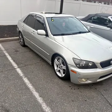2002 Lexus IS 300 Sedan