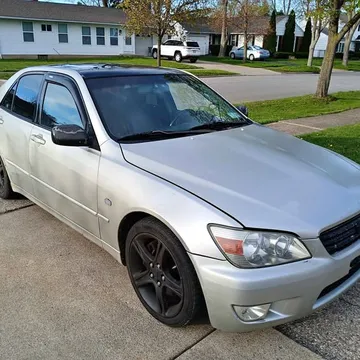 2002 Lexus IS 300 Sedan 4D