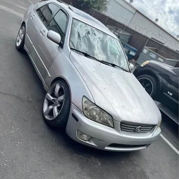 2002 Lexus IS 300 Sedan