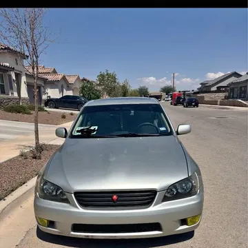 2002 Lexus IS 300 Sedan 4D