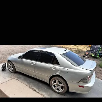 2002 Lexus IS 300 Sedan 4D