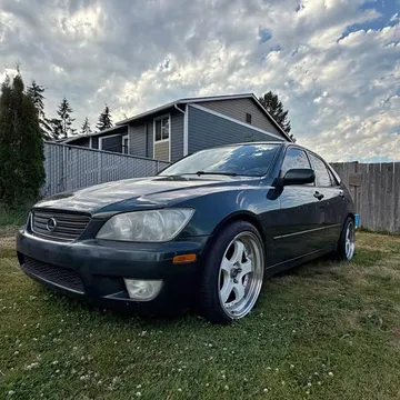 2002 Lexus IS 300 Sedan 4D