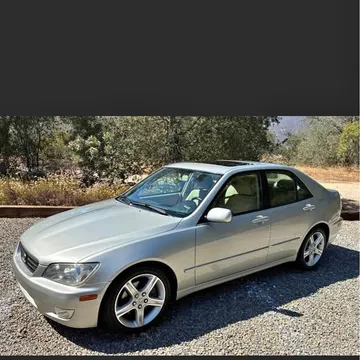 2002 Lexus IS 300 Sedan 4D