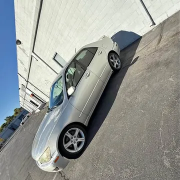 2002 Lexus IS 300 Sedan 4D