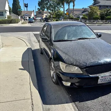 2002 Lexus IS 300 Sedan 4D