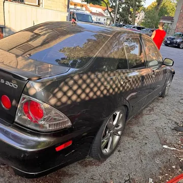 2002 Lexus IS 300 Sedan 4D