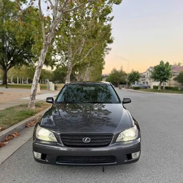 2002 Lexus IS 300 Sedan