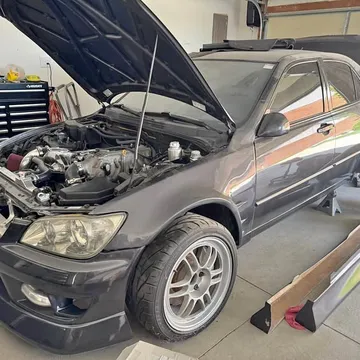 2002 Lexus IS 300 Sedan 4D