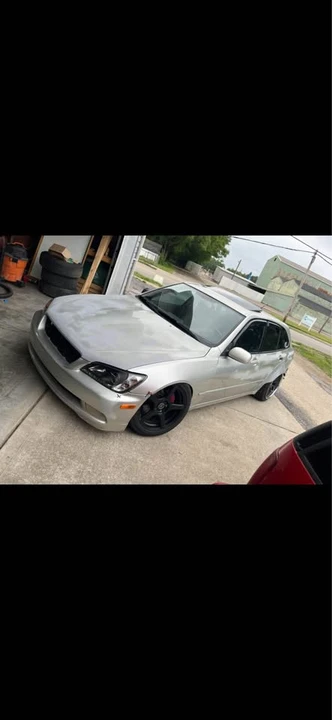 2002 Lexus IS 1st Gen - Image 6 of 15